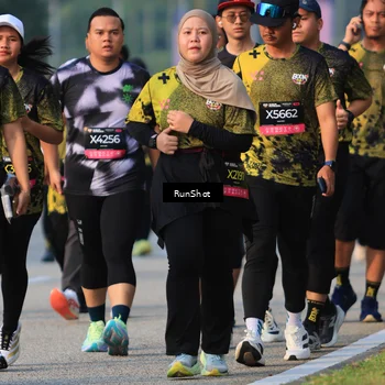 Runner Photo 6998860