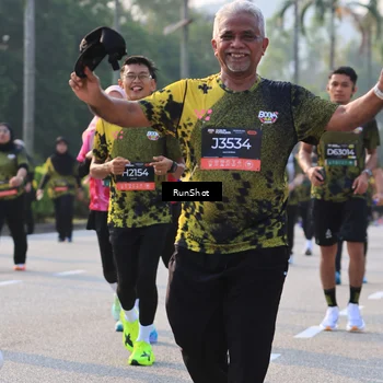 Runner Photo 6998862