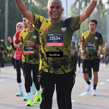 Runner Photo 6998866
