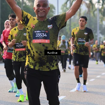 Runner Photo 6998869