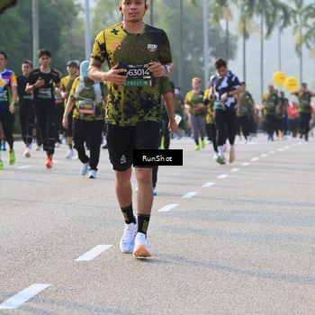 Runner Photo 6998870