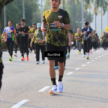 Runner Photo 6998889
