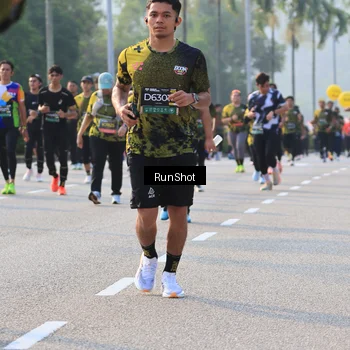 Runner Photo 6998892