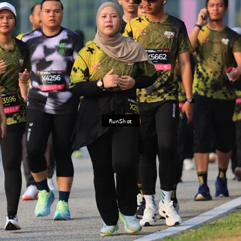 Runner Photo 6998903