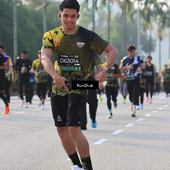 Runner Photo 6998908