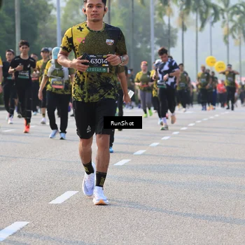 Runner Photo 6998909