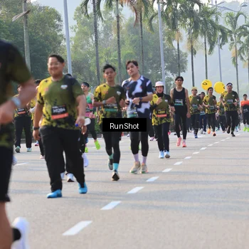 Runner Photo 6998914