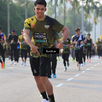 Runner Photo 6998921