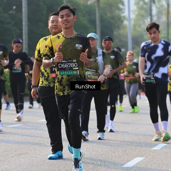 Runner Photo 6998930