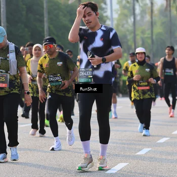 Runner Photo 6998960