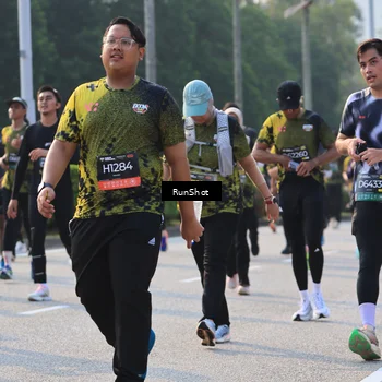 Runner Photo 6998963