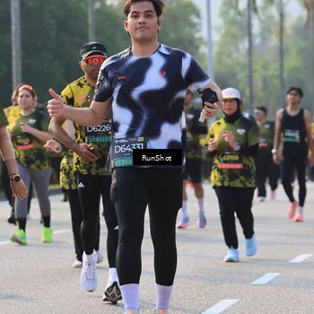 Runner Photo 6998976