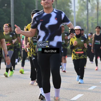 Runner Photo 6998985