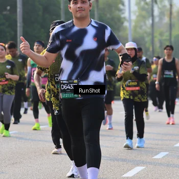 Runner Photo 6998988