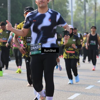 Runner Photo 6998990