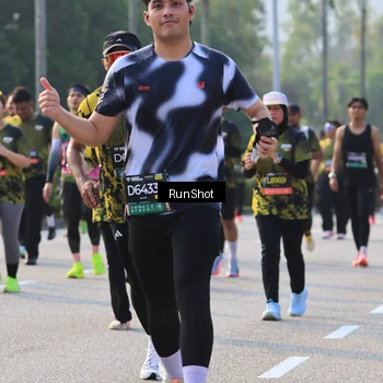 Runner Photo 6998993