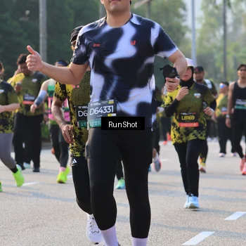 Runner Photo 6998995