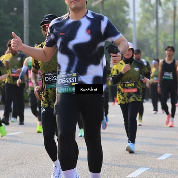 Runner Photo 6998996