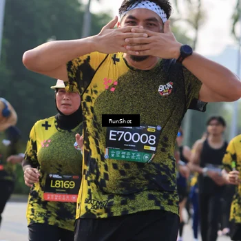 Runner Photo 6998999
