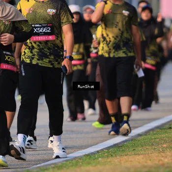 Runner Photo 6999003