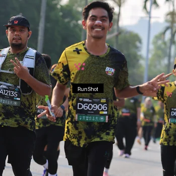 Runner Photo 6999011