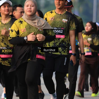 Runner Photo 6999030