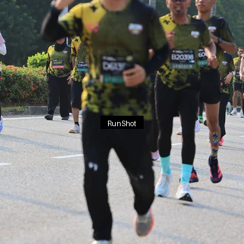 Runner Photo 6999034