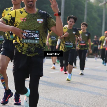 Runner Photo 6999044