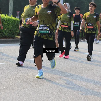 Runner Photo 6999055