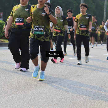 Runner Photo 6999056