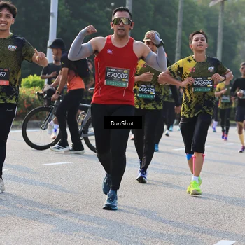 Runner Photo 6999066