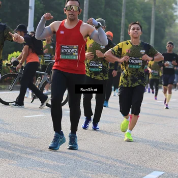 Runner Photo 6999067