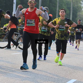 Runner Photo 6999072