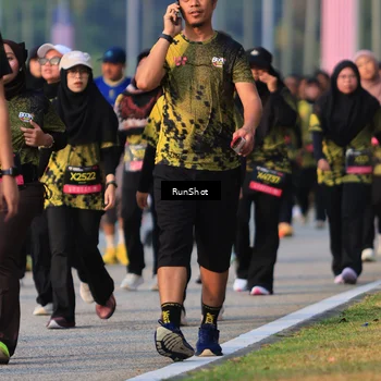 Runner Photo 6999110