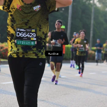 Runner Photo 6999119