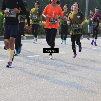 Runner Photo 6999140