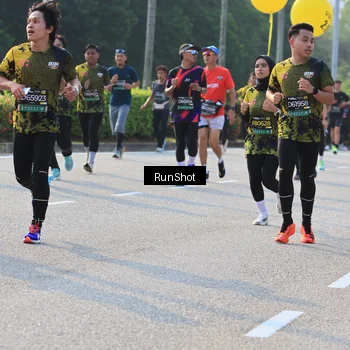 Runner Photo 6999145
