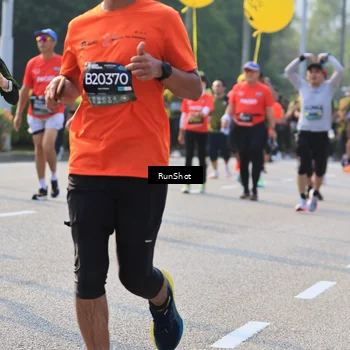 Runner Photo 6999174