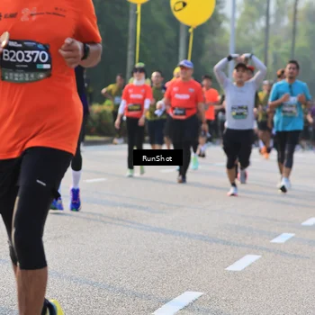 Runner Photo 6999176
