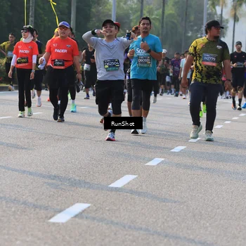 Runner Photo 6999178