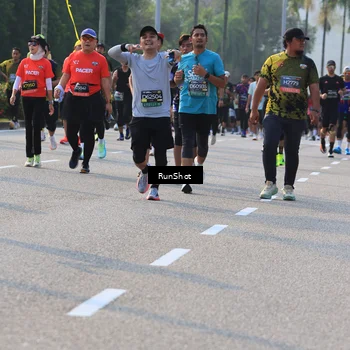 Runner Photo 6999179