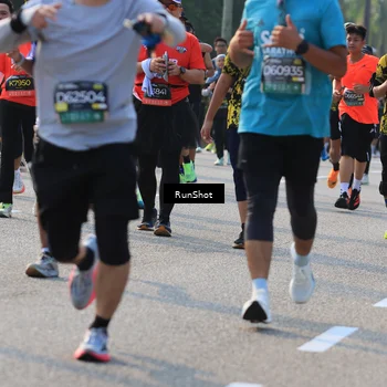 Runner Photo 6999191