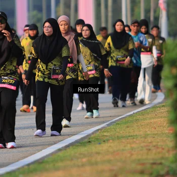 Runner Photo 6999195