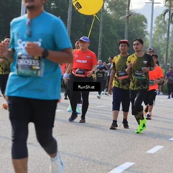 Runner Photo 6999210