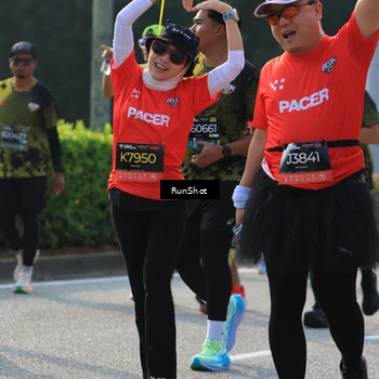 Runner Photo 6999217