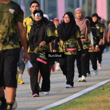 Runner Photo 6999225