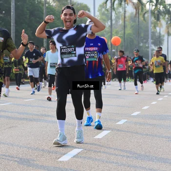Runner Photo 6999241