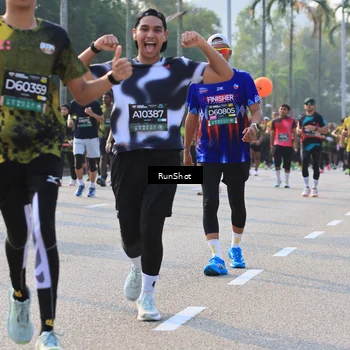 Runner Photo 6999248