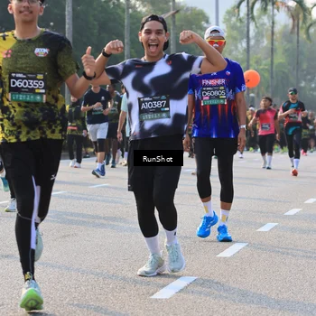 Runner Photo 6999258