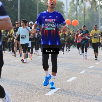 Runner Photo 6999262